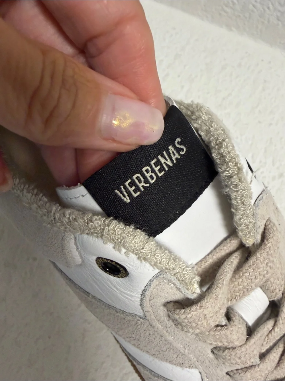 NWT Womans Casual Suede & Leather Sneaker - Beige/White 41/ 9.5/10